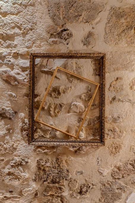 La Suite Eximia Avec Patio - Parking Souterrain Inclus - Centre Historique モンペリエ エクステリア 写真